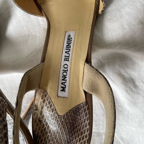 Manolo Blahnik Leather Slingback Sandals - Picture 8 of 11